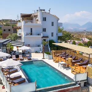 Bed and Breakfast Serenity, Σαράντα